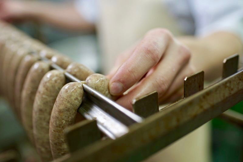 Produktion Würste | Metzgerei Herpich in Hof