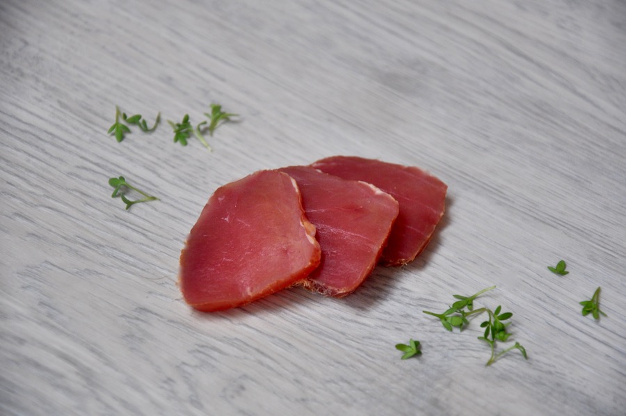 Geräuchertes Schweinelendchen online bestellen | Metzgerei Herpich